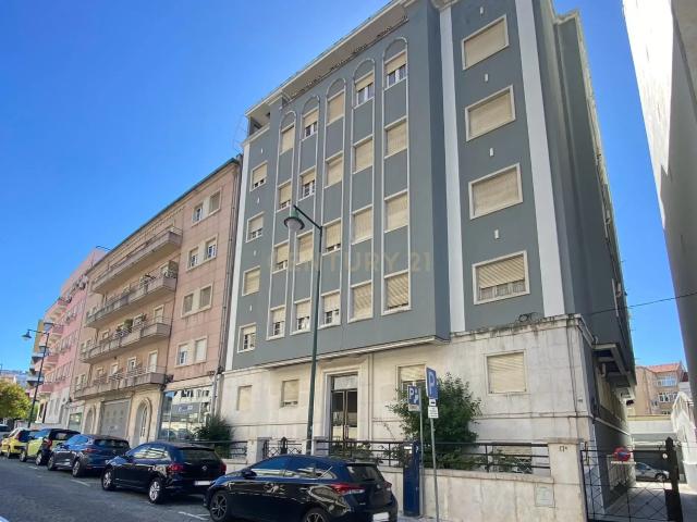 Apartamento T1 para Arrendamento – Em frente ao Instituto Superior Técnico