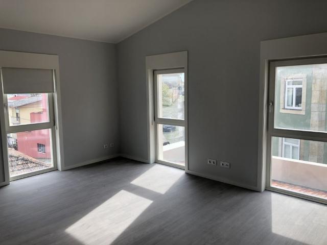Apartamento T1 para arrendar na Foz Velha Porto