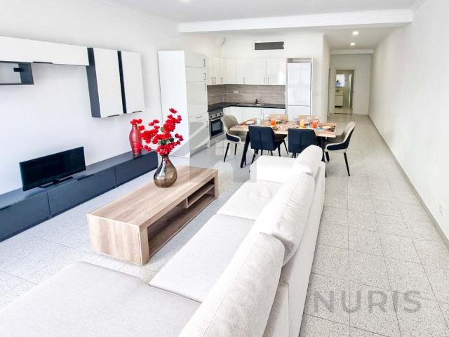 Apartamento T1 para venda no centro de Lagoa 50m² Lagoa e Carvoeiro