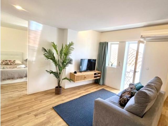 Apartamento T1 para venda no Centro Histórico de Viana do Castelo