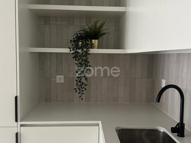 Apartamento T1 Próximo U.M