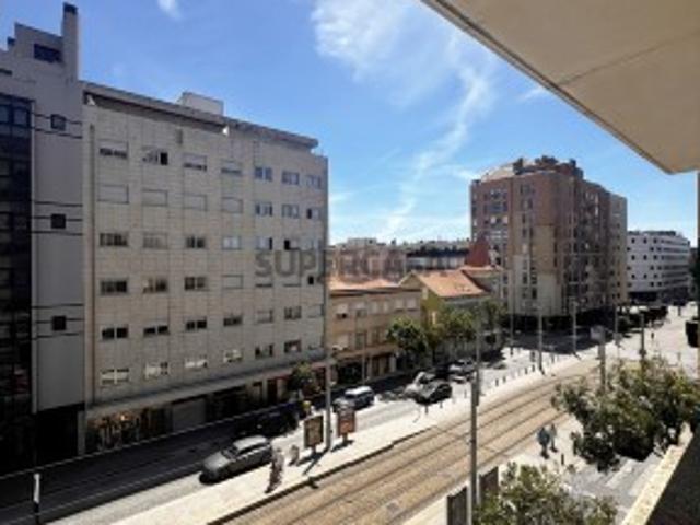 Apartamento T1 Pronto Habitar no Centro de Matosinhos, para comprar no Porto