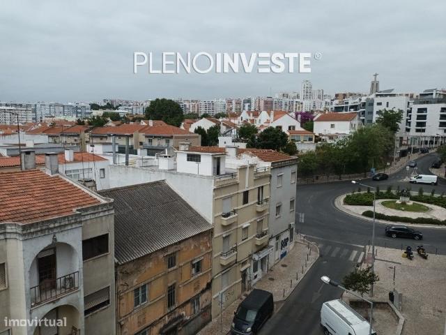 Apartamento T1 remodelado na Cova da Piedade