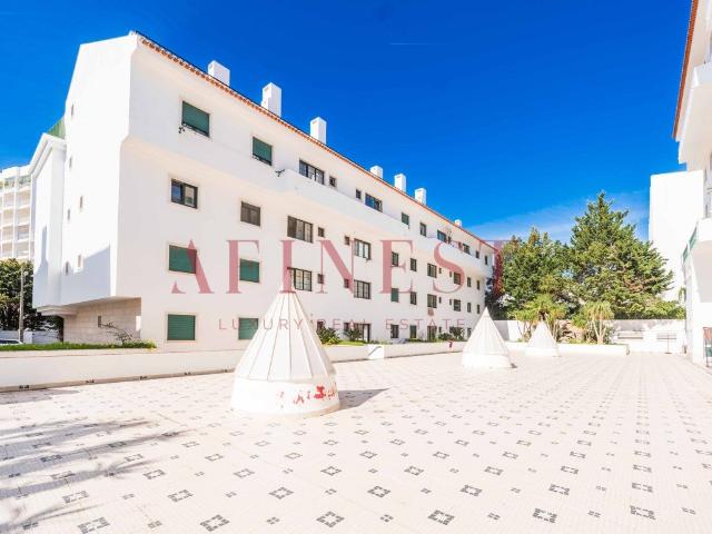 Apartamento T1 Remodelado No Estoril 55m² Cascais e Estoril