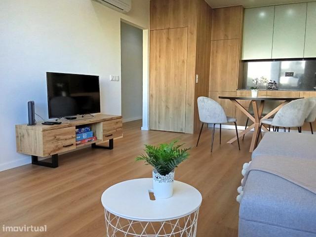 Apartamento T1 Remodelado Condomnio Vilamoura
