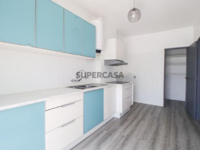 Apartamento T1 remodelado em Alhos Vedros