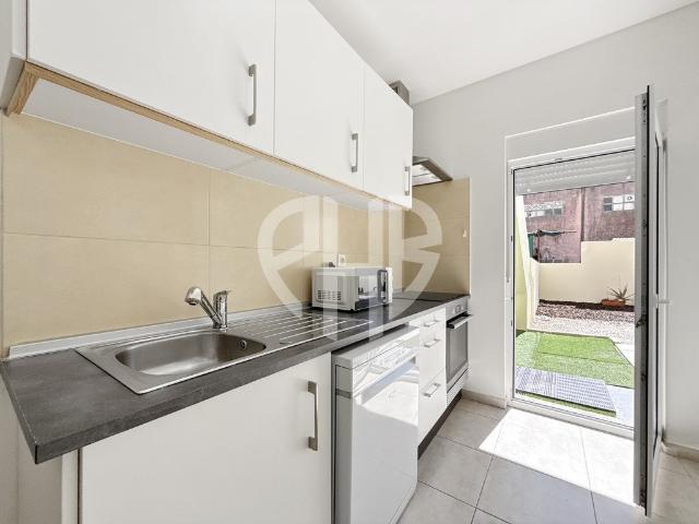 Apartamento T1 Remodelado em Camarate / Com Quintal Privati. 40m² Santo Antão do Tojal e São Julião do Tojal