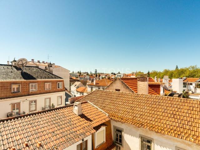 Apartamento T1, remodelado, estação de Cascais 68m² Cascais e Estoril