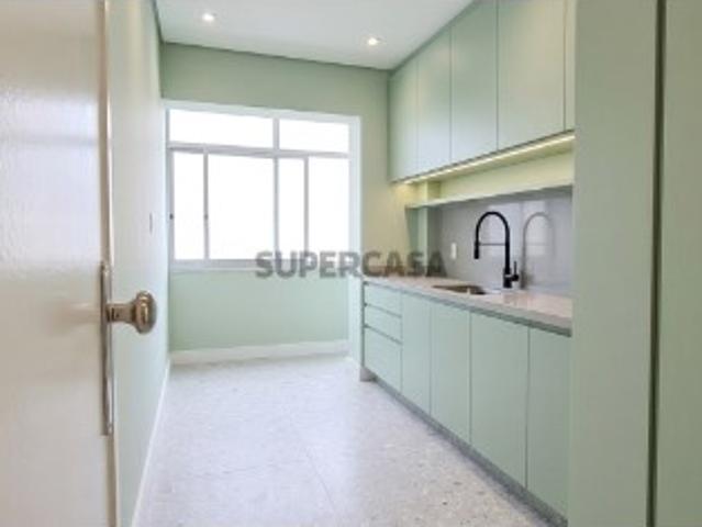 Apartamento T1 Remodelado 1º andar