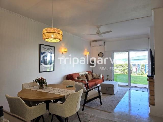 Apartamento T1 renovado em condomínio com piscina em Vilamou. 60m² Quarteira