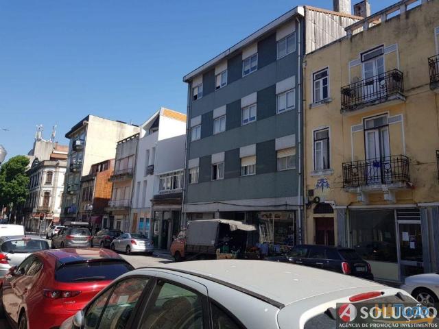 Apartamento T1 Renovado no Centro do Porto | 26084057690