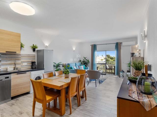 Apartamento T1 renovado no centro de Albufeira com vista mar. 82m² Albufeira Olhos de Água
