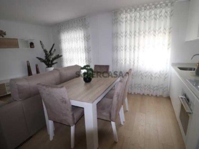 apartamento T1 semi novo no Centro de Leiria, no coração da cidade