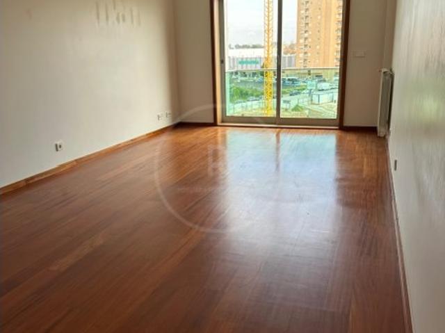 Apartamento T1 situado junto à Casa da Música