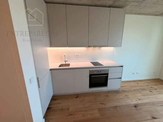 Apartamento T1 Smart com varanda, arrumo para comprar em Leça da Palmeira Porto