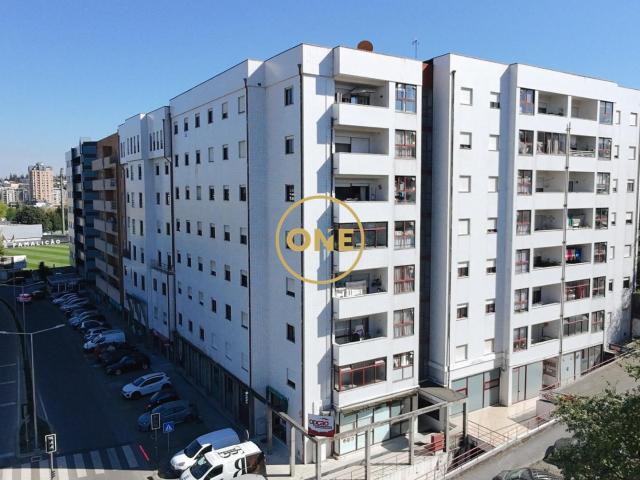 Apartamento T2+1