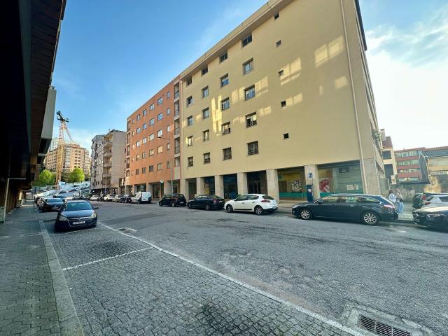 Apartamento T2+1 com Box no Centro de Vila Nova de Gaia