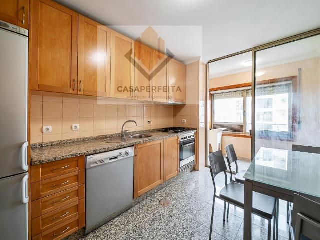Apartamento T2+1 com Box no Centro de Vila Nova de Gaia 94m² Cedofeita, Santo Ildefonso, Sé, Miragaia, São Nicolau e Vitória