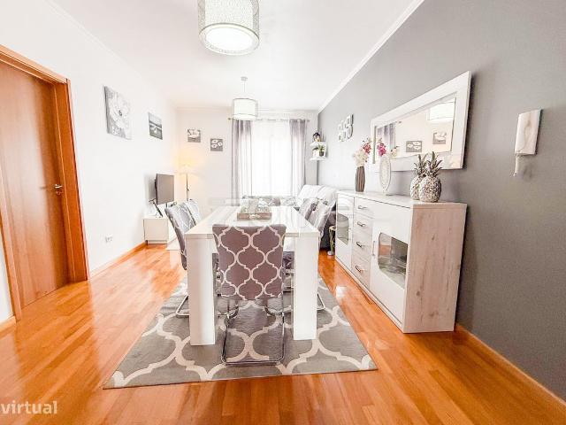 Apartamento T2+1 com Estacionamento Ribeira Seca