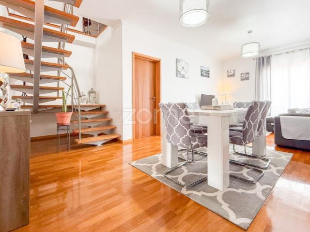 Apartamento T2+1 com Estacionamento Ribeira Seca