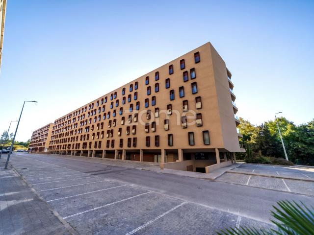Apartamento T2+1 COM ESTÚDIO
