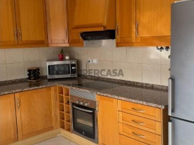 Apartamento T2+1 com Garagem e Arrecadação no Centro do Algoz
