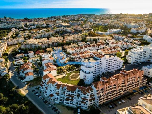 Apartamento T2+1 com piscina e garagem Albufeira 175m² Albufeira Olhos de Água