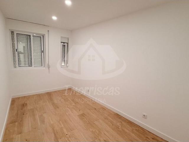 Apartamento T2+1 com terraço, totalmente remodelado Alverca do Ribatejo