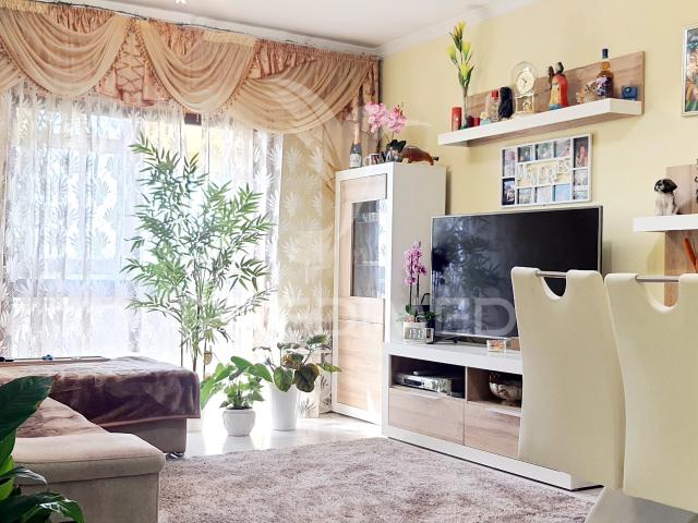 Apartamento T2+1 com 2 Garagens Box, em Águas Santas, Maia