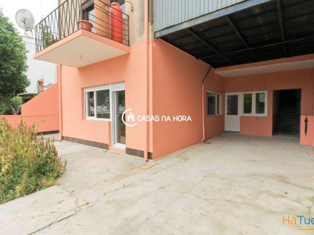 Apartamento T2+1 Centro de Oliveira Azemeis | Terraço Privado | 26074094459