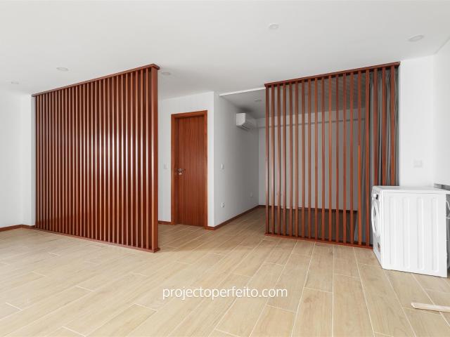 Apartamento T2+1 Duplex Venda em Gulpilhares e Valadares,Vil. 105m² Gulpilhares