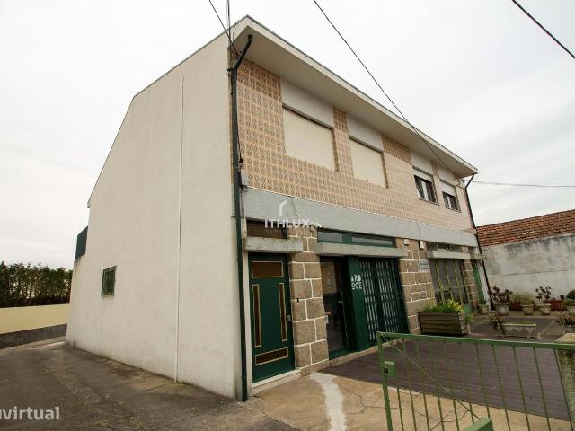 Apartamento T2+1 e Loja, Santa Cruz do Bispo, Matosinhos