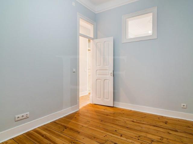 Apartamento T2+1 em Lisboa