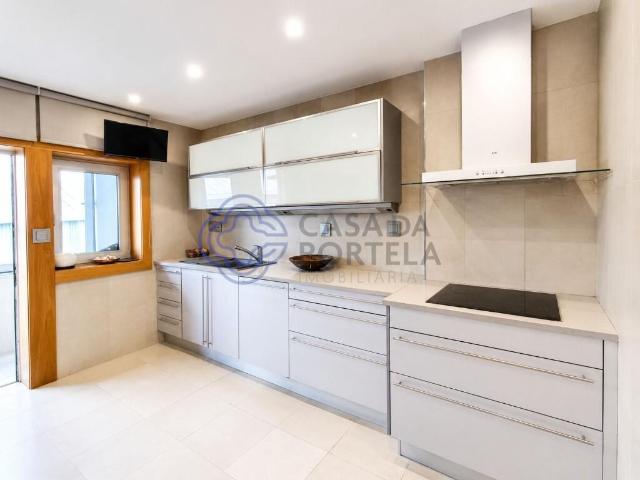 Apartamento T3 em Mafamude, Vila Nova de Gaia