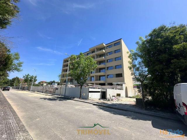 Apartamento T2+1 em São João da Madeira | 26063951176