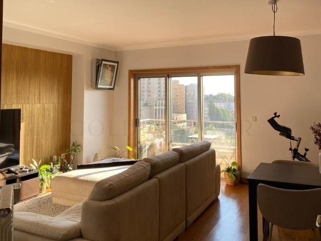 Apartamento T2+1 em Porto