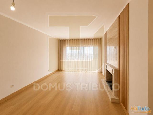 Apartamento T2+1 Exclusivo no Centro de Rio Tinto ? Junto ao Metro | 26074093391