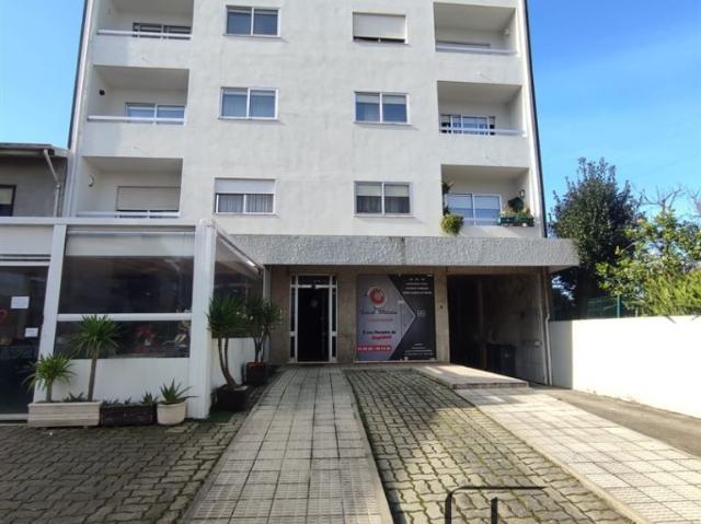 Apartamento T2+1 MAIA para Remodelar