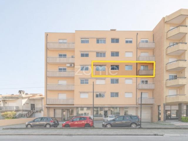 Apartamento T2+1 no Castêlo da Maia