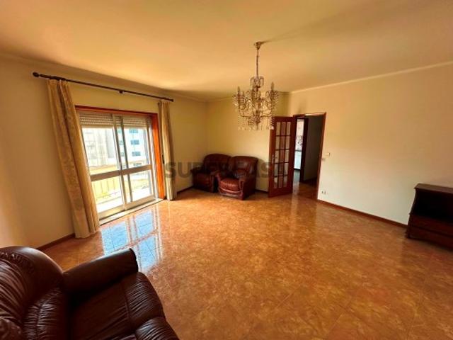 Apartamento T2+1 no centro da Maia