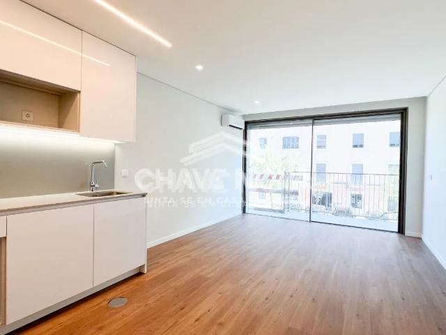 apartamento T2+1 no Jardins da Seara Oliveira do Douro, Gaia