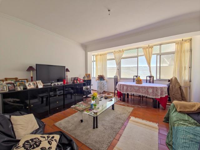 Apartamento T2+1 na Parede