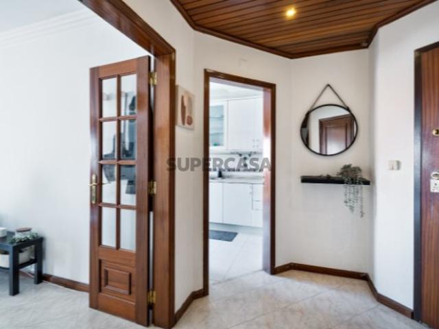 Apartamento T2+1 na Quinta do Conde, Sesimbra, Setúbal