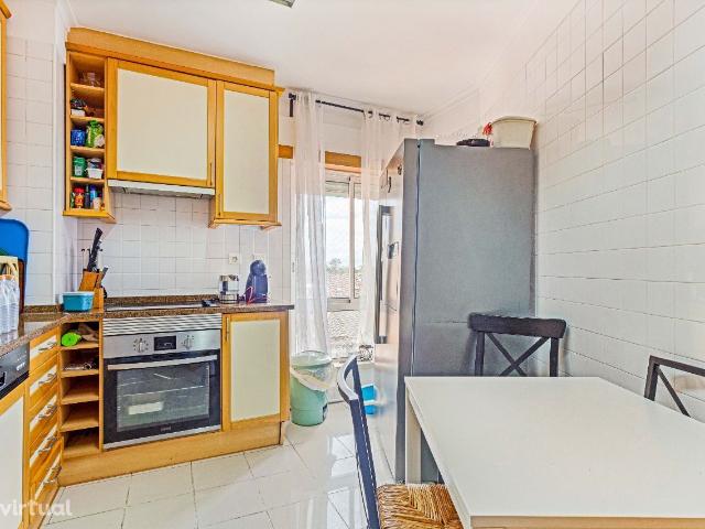 Apartamento T2+1, Santo Antnio Caparica
