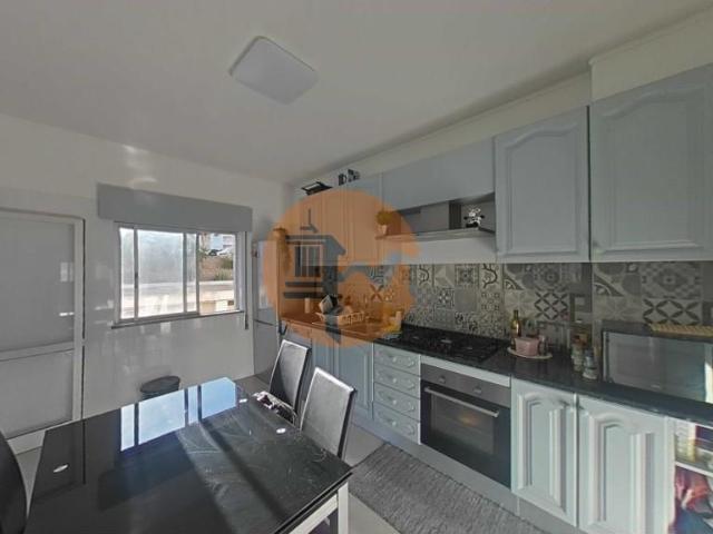 Apartamento T2+1 Renovado 70m² Faro sé e são pedro