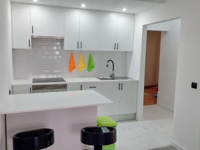 Apartamento T2+1 renovado em S. Martinho do Porto