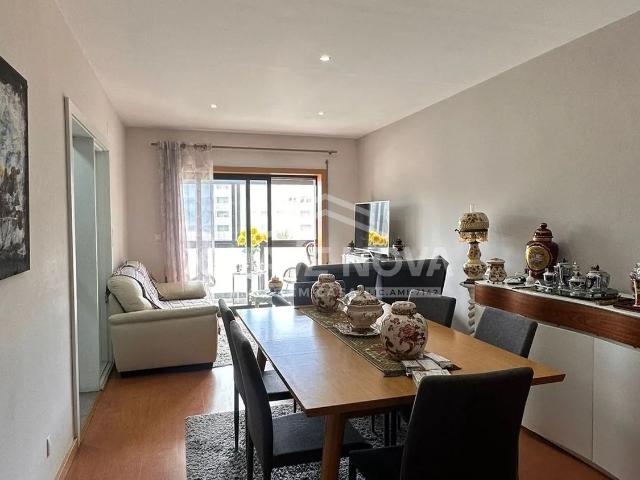 Apartamento T2+1 Renovado para venda, Matosinhos Sul