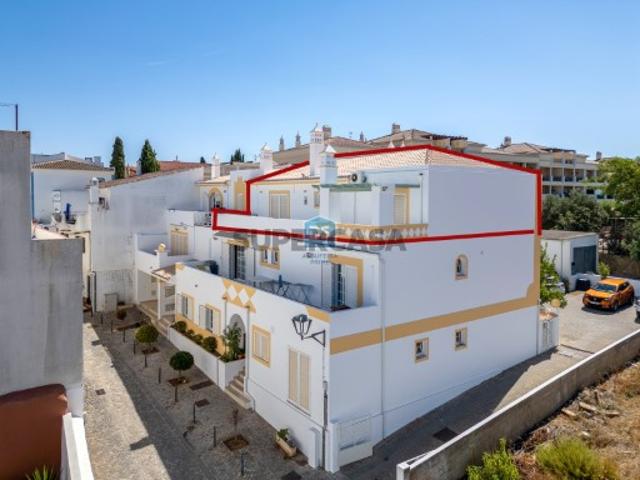 Apartamento T2+1 Venda em Guia,Albufeira
