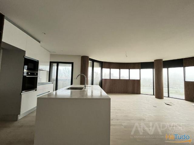 Apartamento T2+2 DUPLEX Venda em Repeses e São Salvador,Viseu | 26063501953