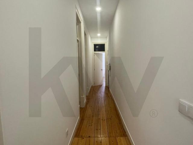 Apartamento T2+2 para ARRENDAR na Penha de França